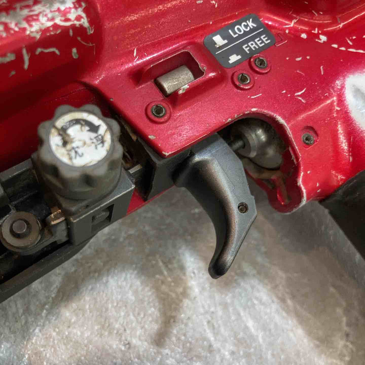 ★マキタ(makita) 高圧エア釘打ち機 AN250HC【八潮店】