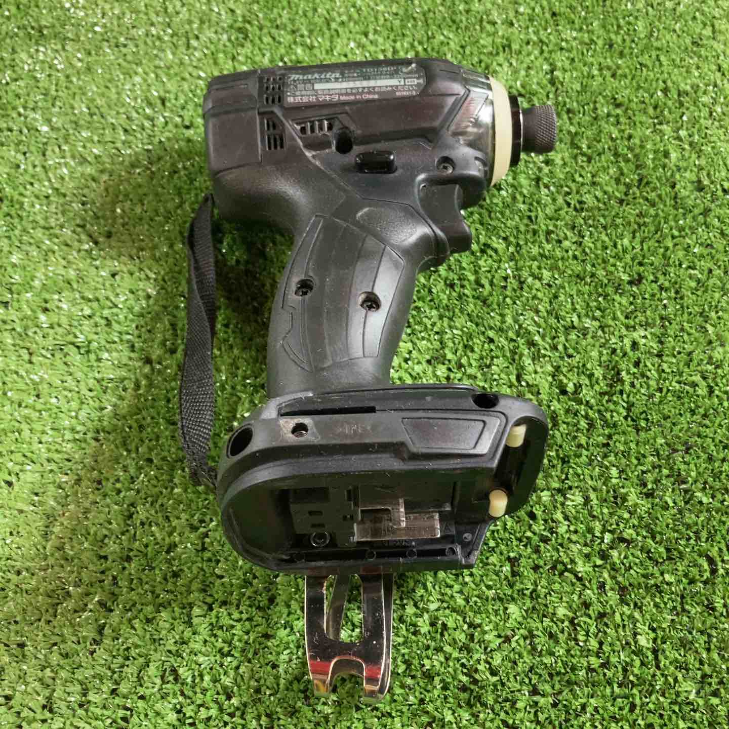 バイク ☆マキタ(makita) コードレスインパクトドライバー TD138DRFXW 