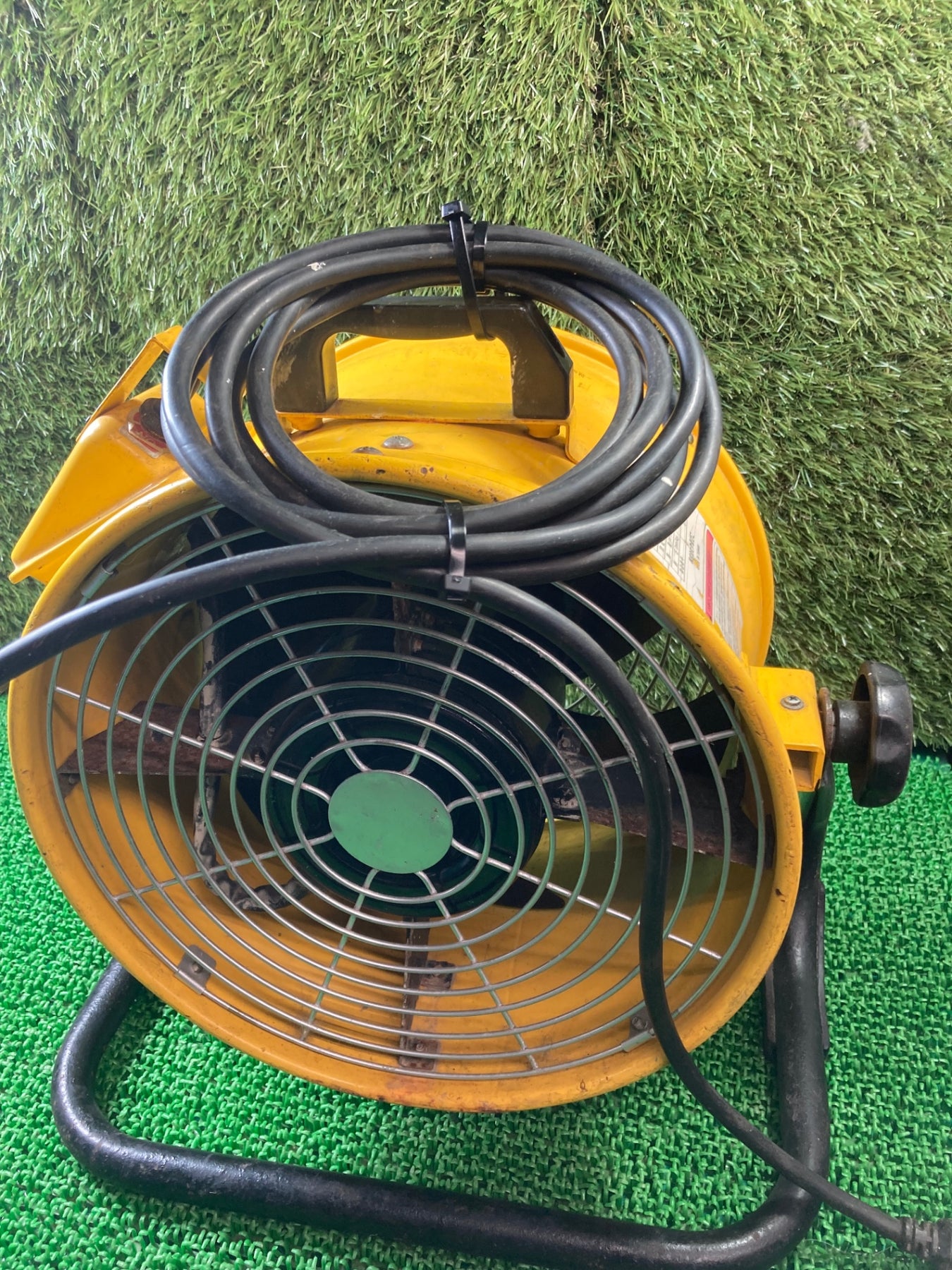 【送料無料】 「送風機 新ダイワ EPF300A」 動作品 shindaiwa やまびこ 新ダイワ 100V送風機 EPF300A : ナンブショップ ヤフー