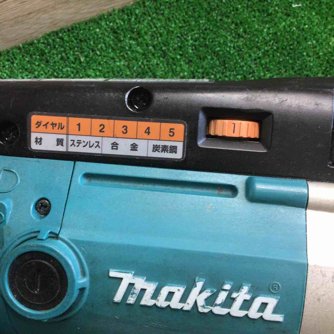 ★マキタ(makita) ポータブルバンドソー 2107F【町田店】