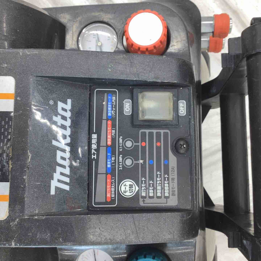 ☆マキタ(makita) エアコンプレッサー AC460XL【越谷店】