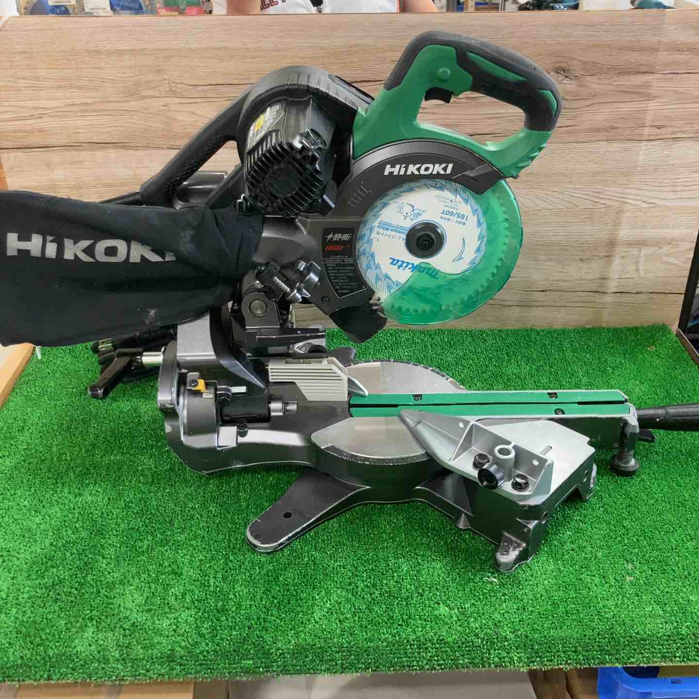 ★ハイコーキ(HIKOKI ※旧:日立工機) 卓上スライド丸のこ C6RSHD【町田店】 ☆ハイコーキ(HIKOKI ※旧:日立工機) 卓上スライド丸のこ C6RSHD【町田