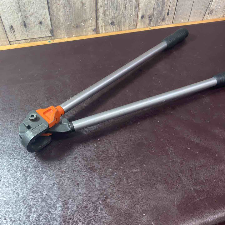 【中古品】 ネグロス電工 軽量間柱振れ止めチャンネル切り欠き工具 MAKCK32 【東大和店】