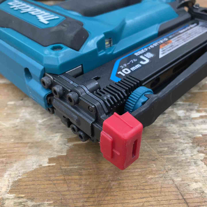 【中古品】★マキタ(makita) コードレスタッカー ST121DZK 本体+ケース【柏店】