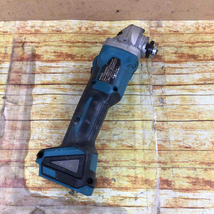 マキタ(makita) 100mmコードレスディスクグラインダ GA404DZN (GA404DN)【川崎店】