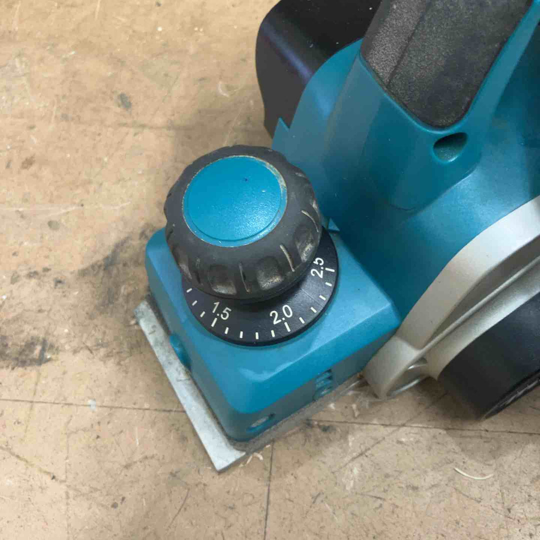 ☆マキタ(makita) 電気カンナ KP0800A【草加店】