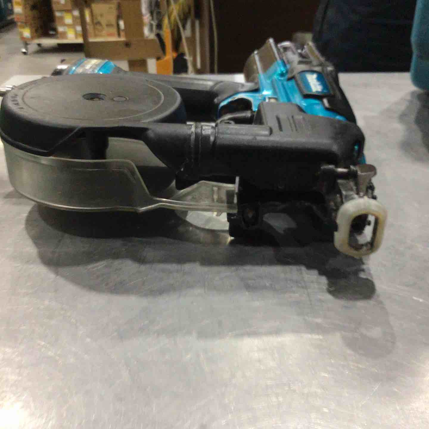 ☆マキタ(makita) 高圧エアネジ打ち機 AR411HRM【川口店】 マキタ