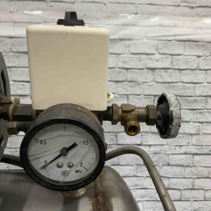 ◇日立産機(HITACHI) ベビコン 0.2LP-7S 常圧エアコンプレッサ【川口店】