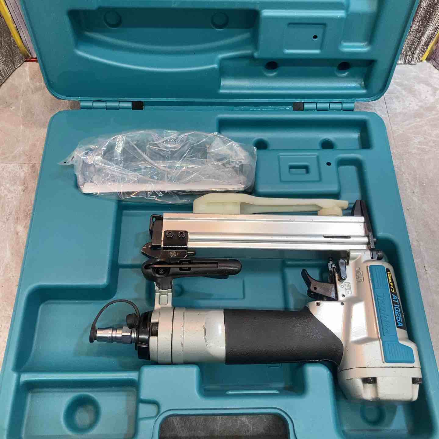 マキタ(makita) コードレスピンネイラ PT351DZ【船橋馬込店】【店頭 マキタ(makita) コードレスピンネイラ PT351DZ【船橋馬込店】【店頭