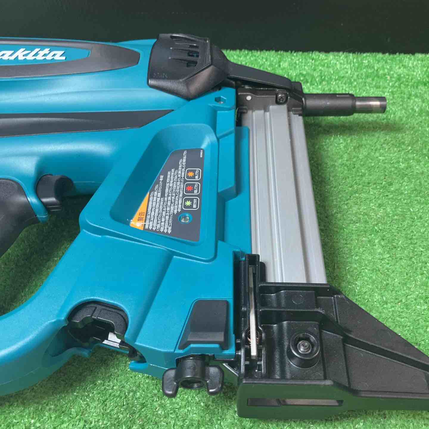 中古品】☆マキタ(makita) コードレスコンクリート用ガスピン打ち機