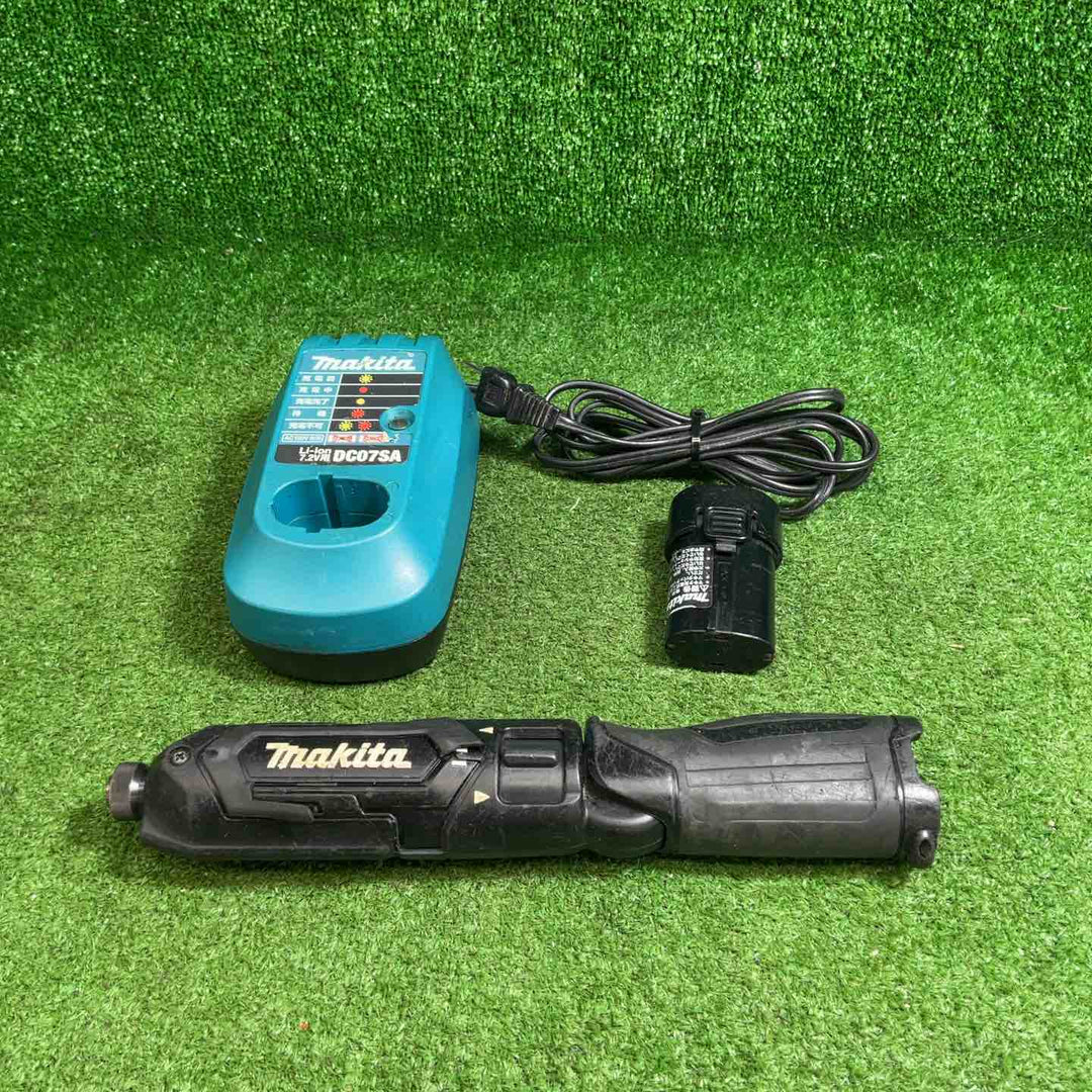 ☆マキタ(makita) コードレスペンインパクトドライバー TD022DZB【藤沢店】