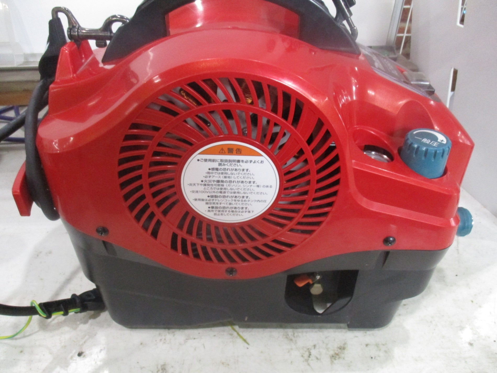 ☆マキタ(makita) 常圧/高圧エアコンプレッサー AC460SR【川口店