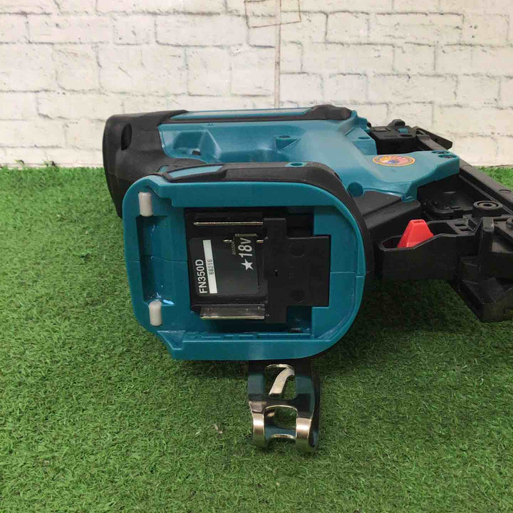 ◇マキタ 充電式35mm面木釘打ち機 FN350DZ【町田店】