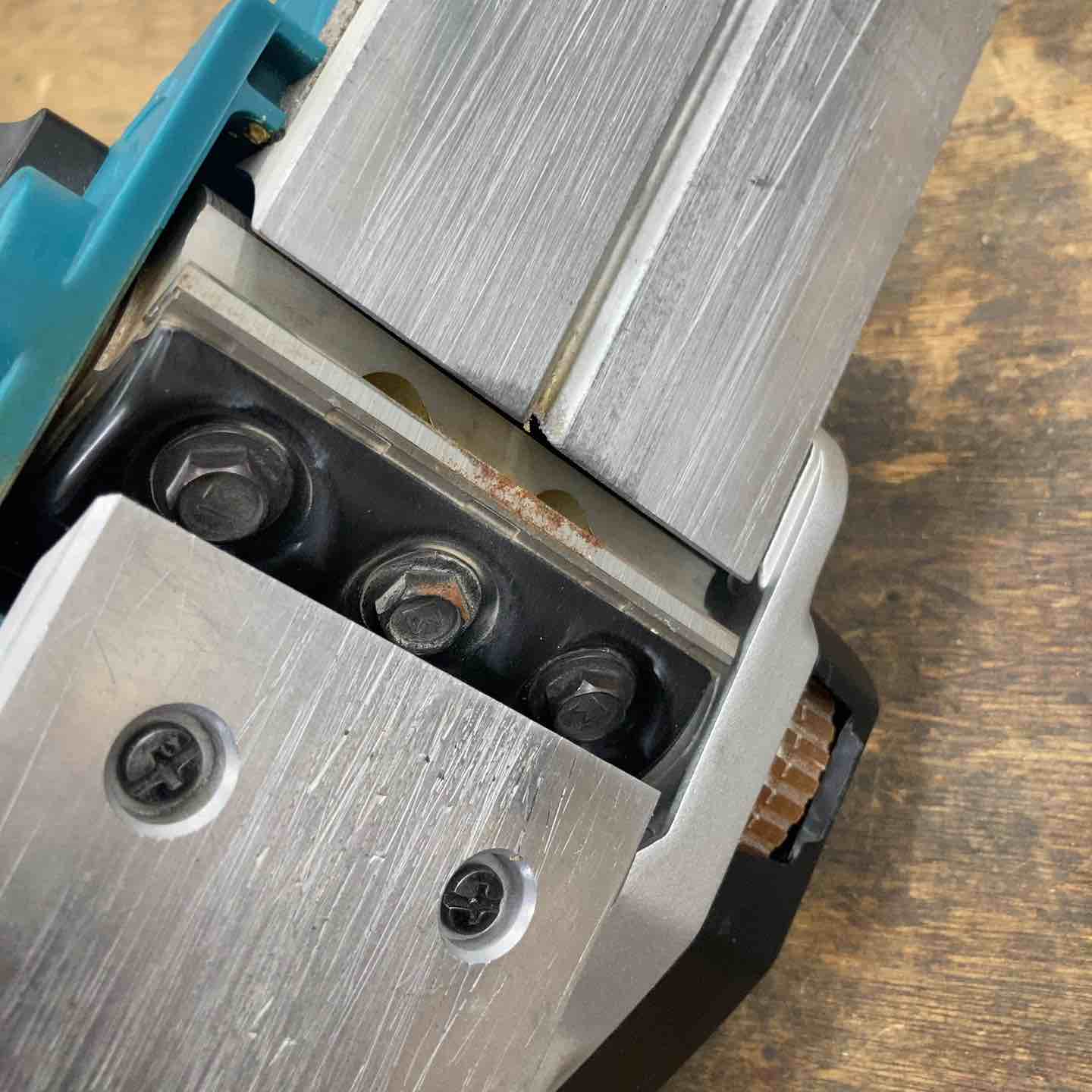 ☆マキタ(makita) 電気カンナ KP0800A【柏店】 – アクトツール
