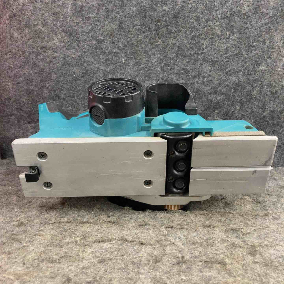 ◇マキタ(makita) 14.4Vコードレスカンナ KP140DZ【鴻巣店】