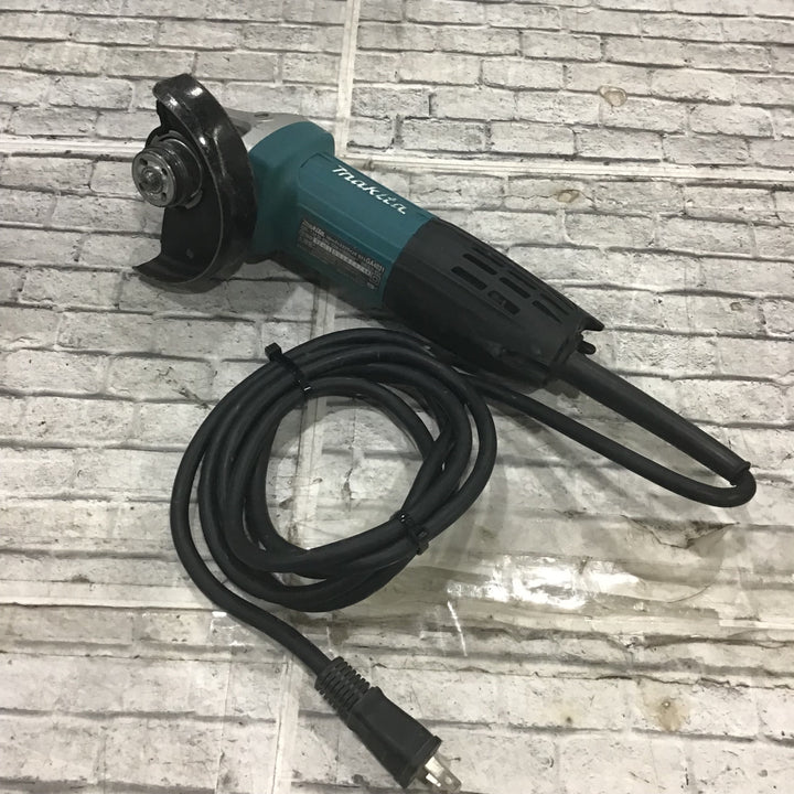 ☆マキタ(makita) 100mmディスクグラインダー GA4031【川口店】