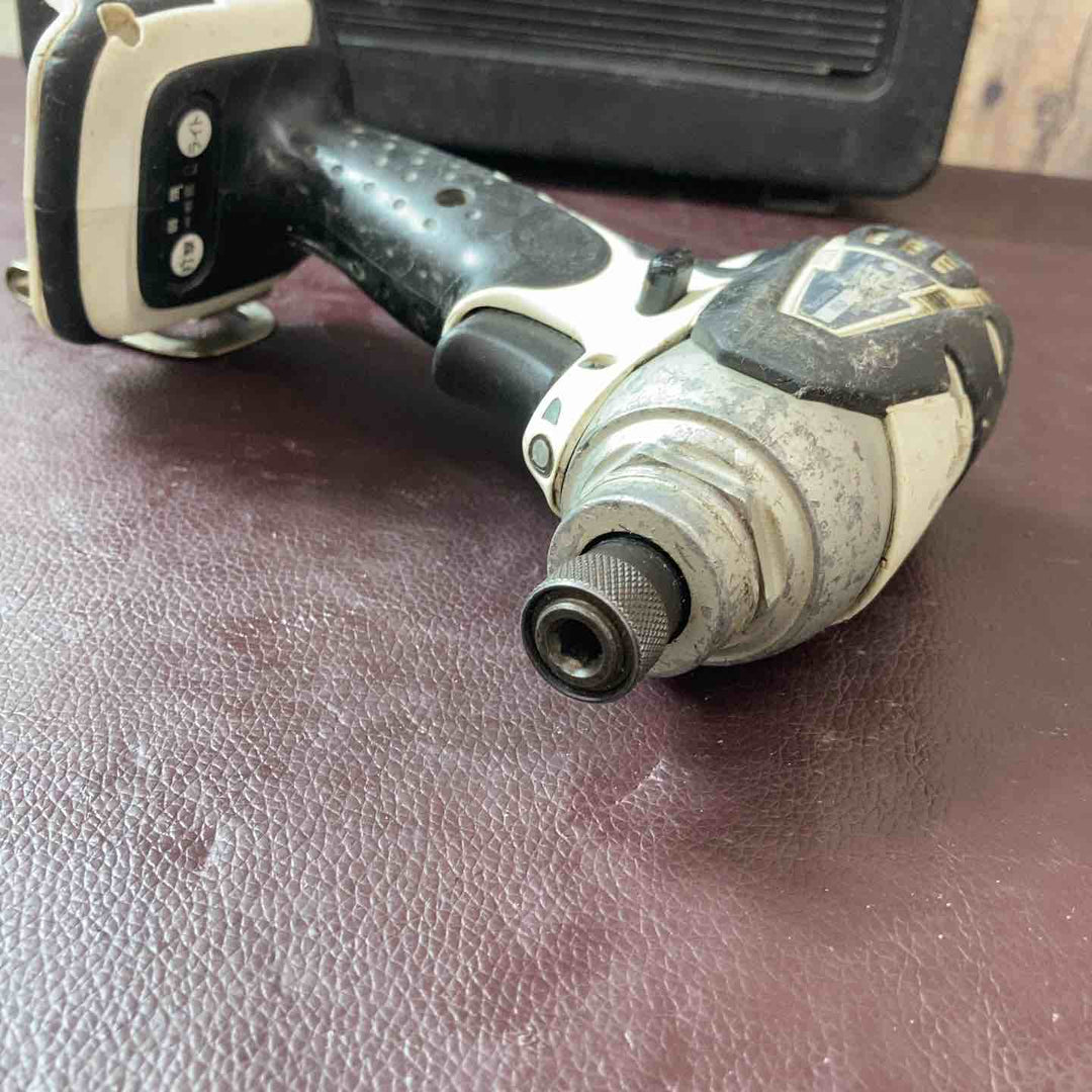 【中古品】マキタ(makita) コードレスインパクトドライバー TD132DRFXW 3.0Ah 4.0Ah 14.4V【東大和店】