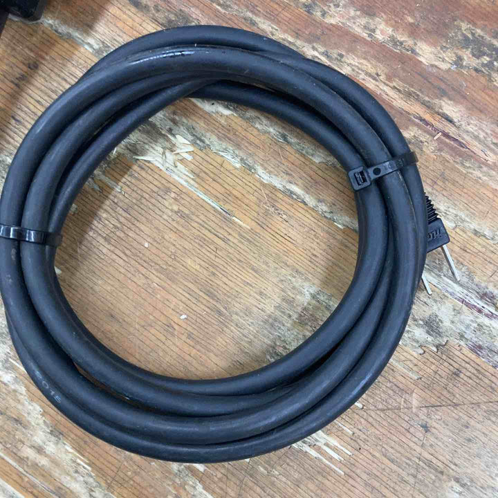 ☆マキタ(makita) 100mmディスクグラインダ 9533BL【柏店】
