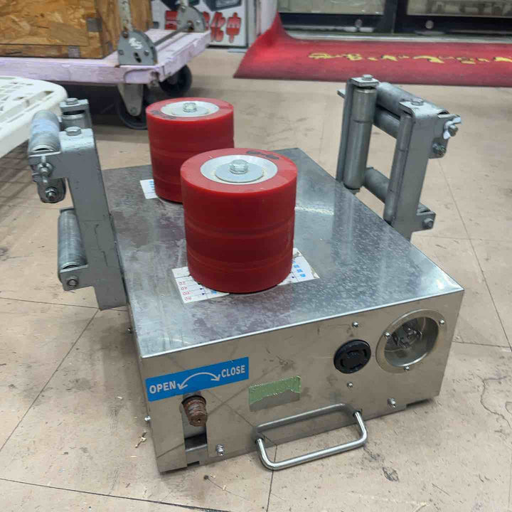 【店頭受取り限定】メーカー不明 ケーブル中間送り機 型式不明 200V【草加店】