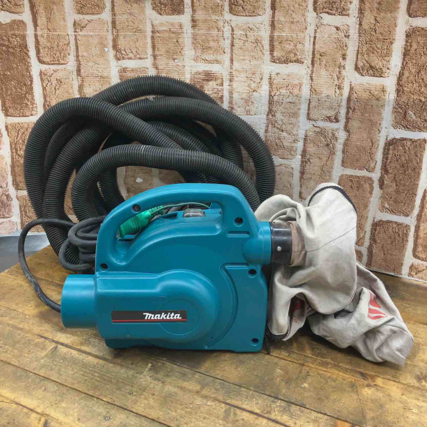 中古】☆マキタ(makita) 小型集じん機 乾式 450(P)【所沢店】 – アクト