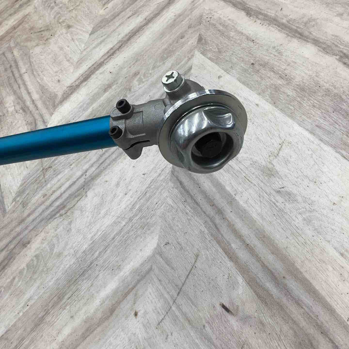 【店頭受取り限定】マキタ(makita) 255mm 充電式草刈機 MUR201CZ 18V ポータブル電源ユニット PDC01 付き 【越谷店】