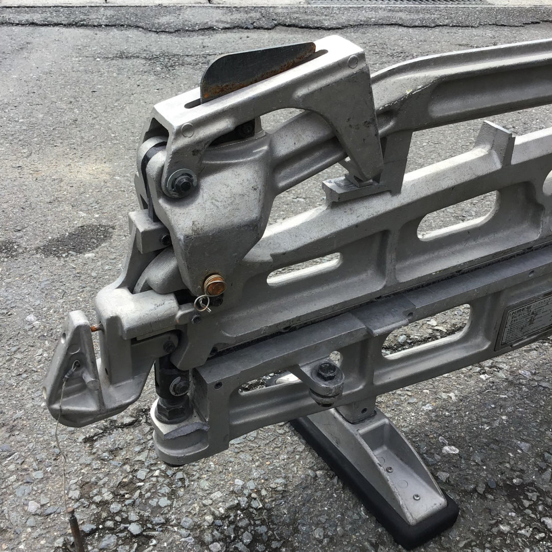 【現状品/店頭受取り限定】◇ケイミュー(KMEW ※旧:クボタ) 屋根材専用切断機  シングルカッター KLKGD【鴻巣店】