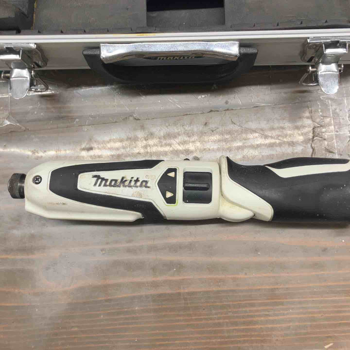 ☆マキタ(makita) コードレスペンインパクトドライバ TD021DSW【戸田店】