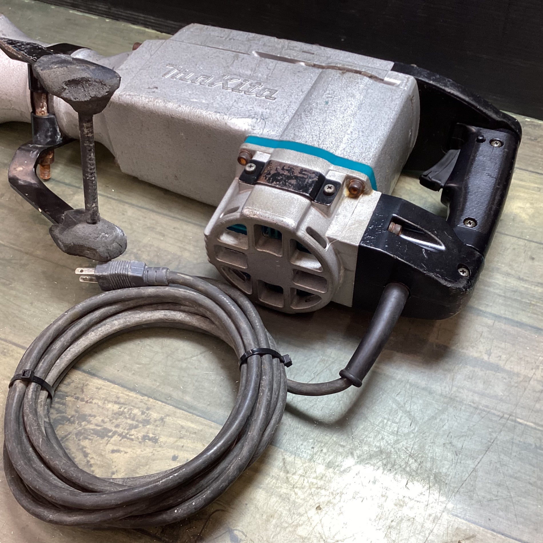 ☆マキタ(makita) 電動ハンマ HM1500【東大和店】 – アクトツール