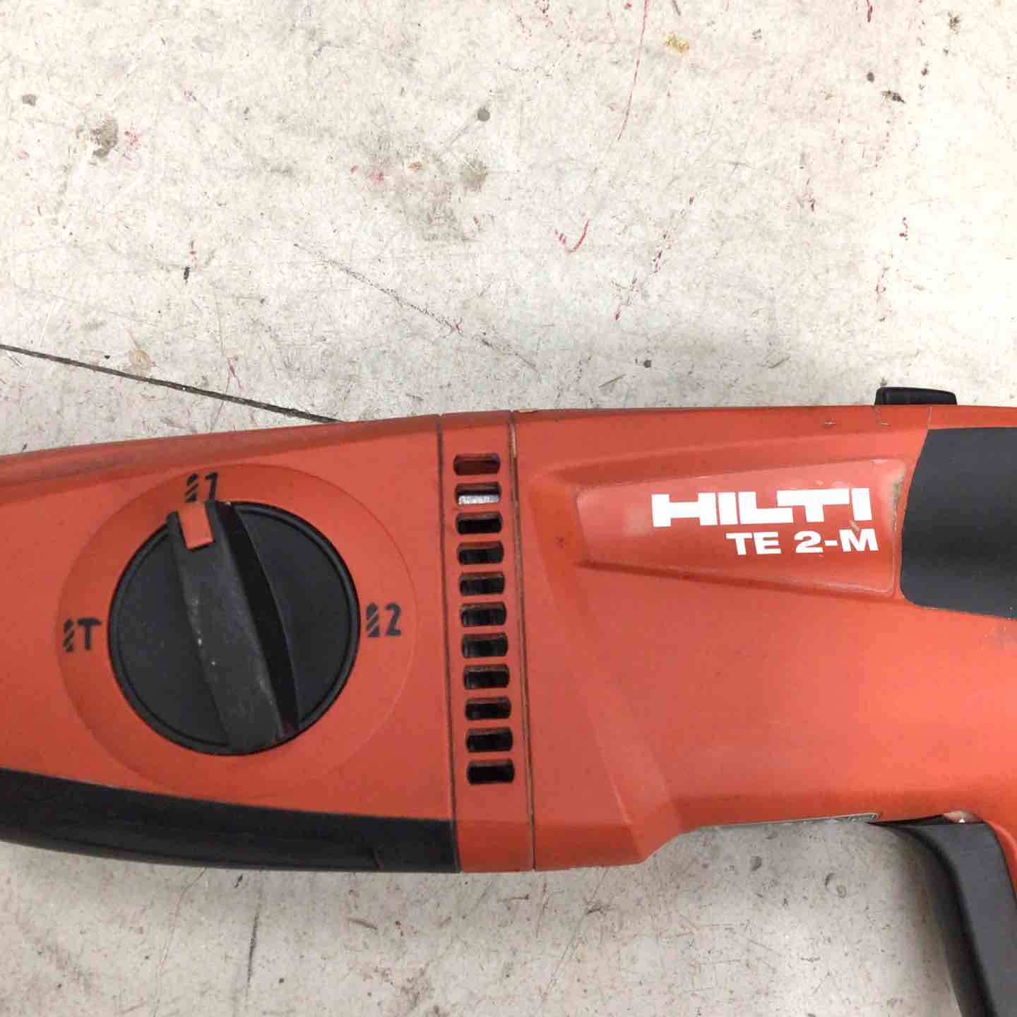 HILTI TE2-S ハンマドリル コード式【市川行徳店】【店頭取引限定】【未使用】管理番号：IT7FPM6452YO TE 2-S ロータリーハンマー - ハンマードリル - Hilti Japan