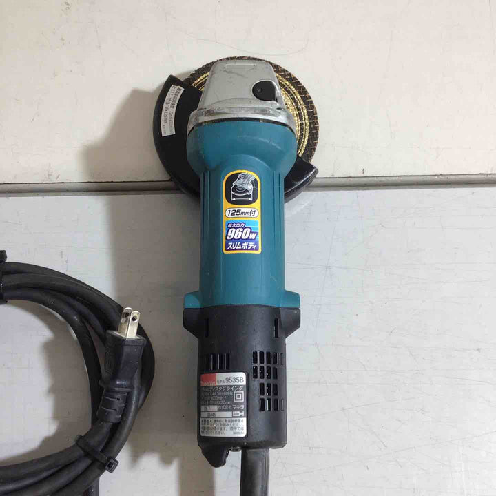 ☆マキタ(makita) 125mm ディスクグラインダ 9535B【戸田店】