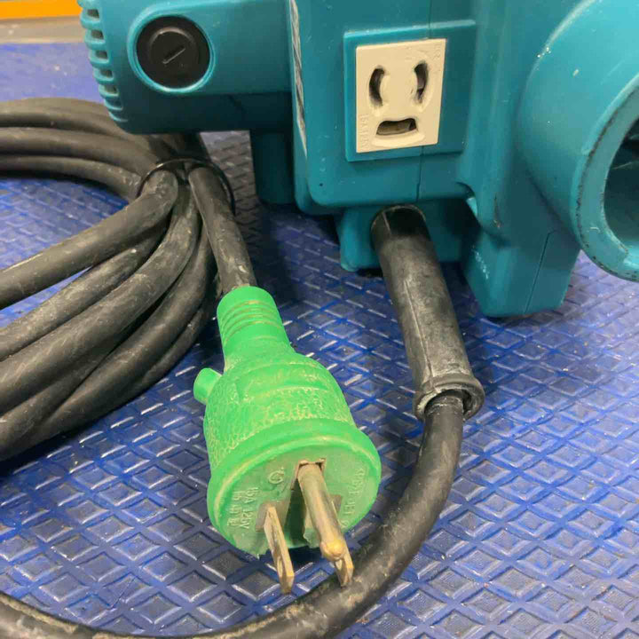 ★マキタ(makita) 小型集じん機 乾式 450(P)【草加店】