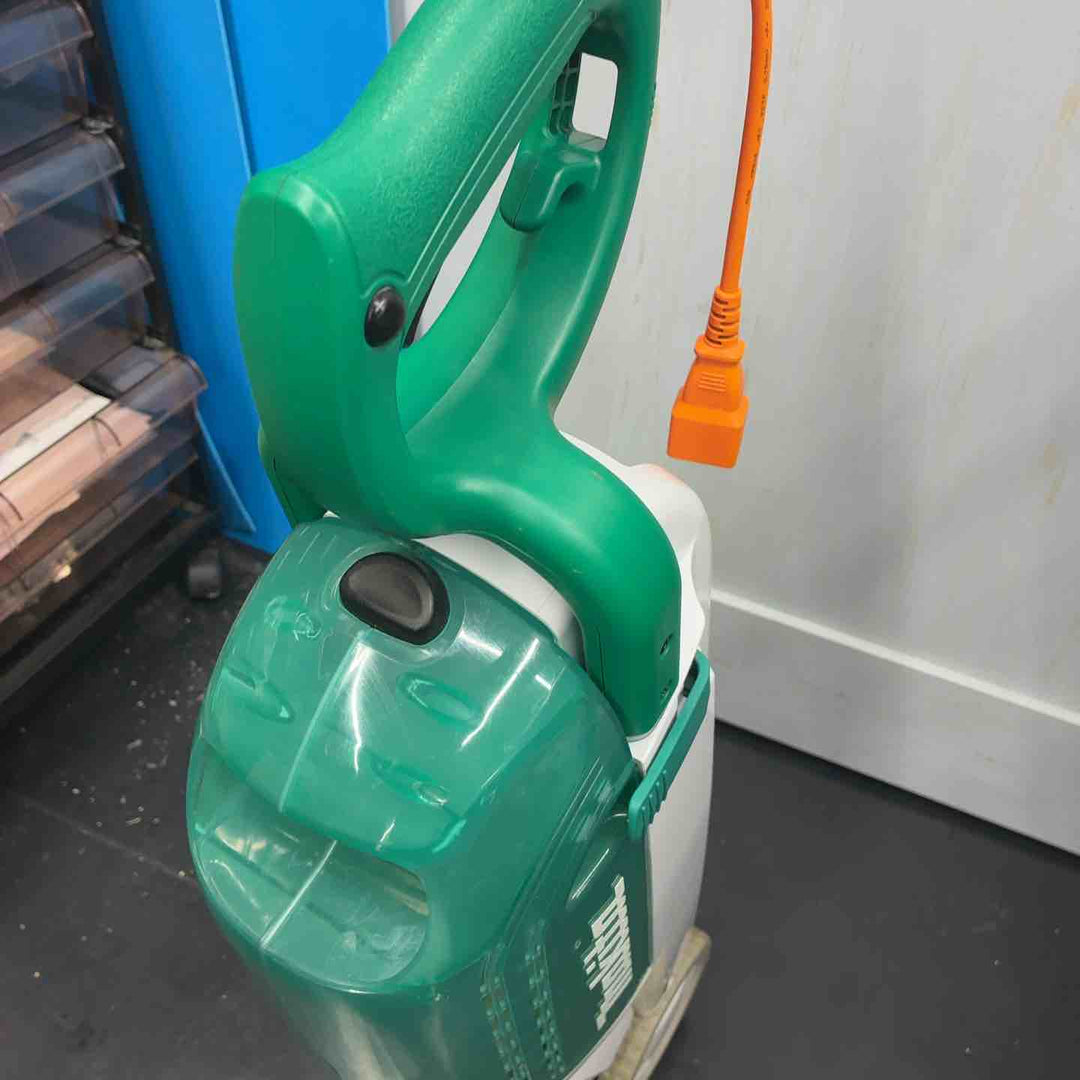 【中古品】 マキタ(makita) 芝刈機 刈込幅160mm MLM16 0【藤沢店】