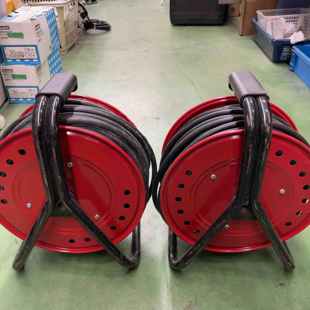 斉藤製作所 SD-304N 125V 4A 巻き取り式 コードリール 延長コード【桶川店】
