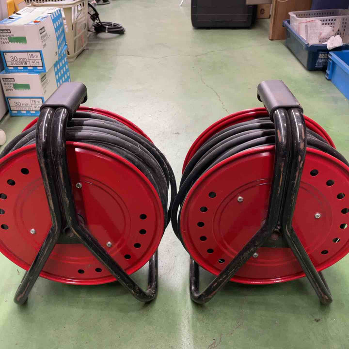 斉藤製作所 SD-304N 125V 4A 巻き取り式 コードリール 延長コード【桶川店】