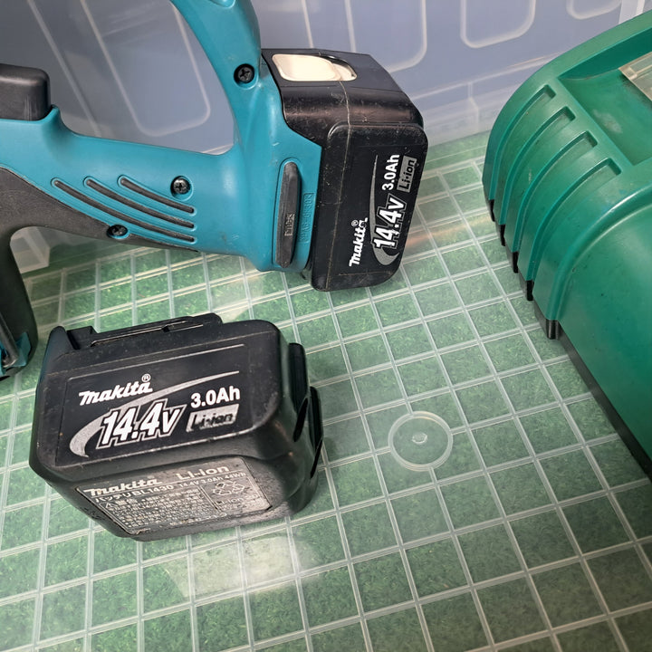 ★マキタ(makita) コードレス全ネジカッター SC101DRF バッテリー2個付き！【岩槻店】