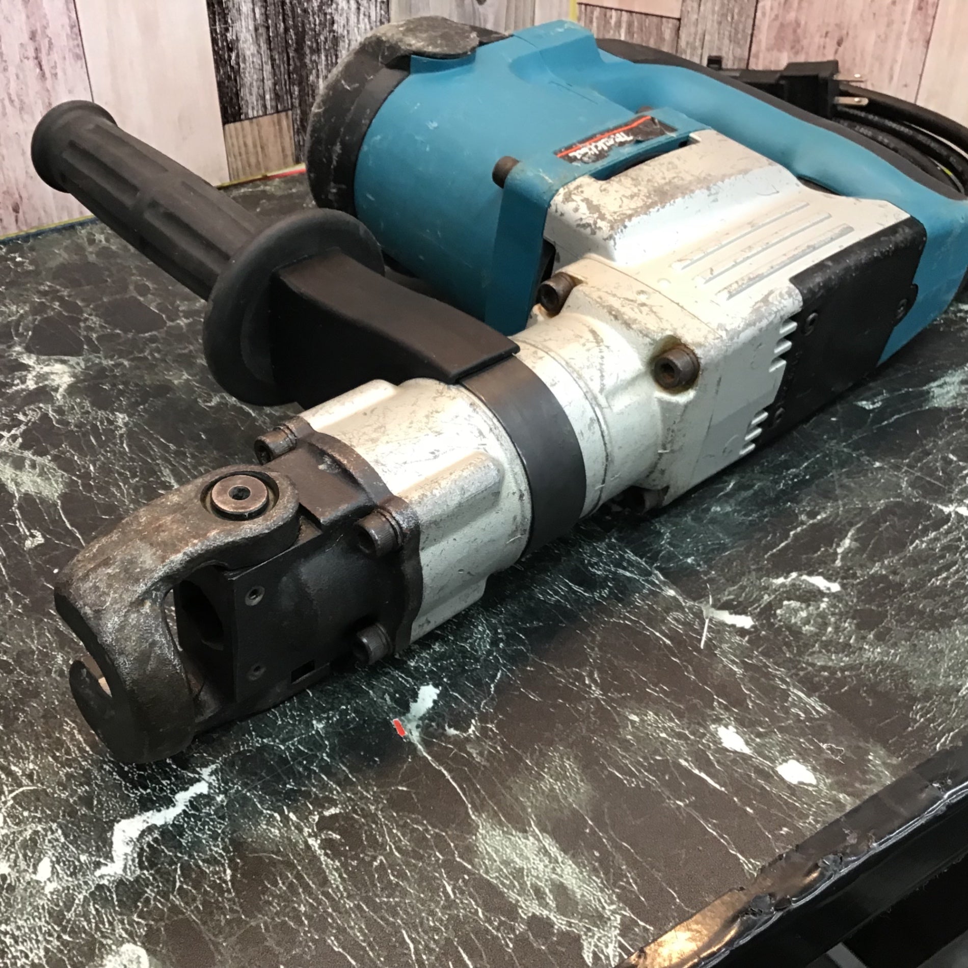 ☆マキタ(makita) 電動ハンマ HM0830【八潮店】 – アクトツール