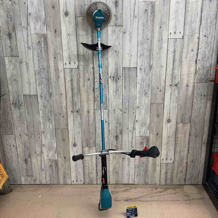 【中古品/店頭受取り限定】マキタ(makita) コードレス草刈機 MUR001GZ 40V 刈り払い機【東大和店】
