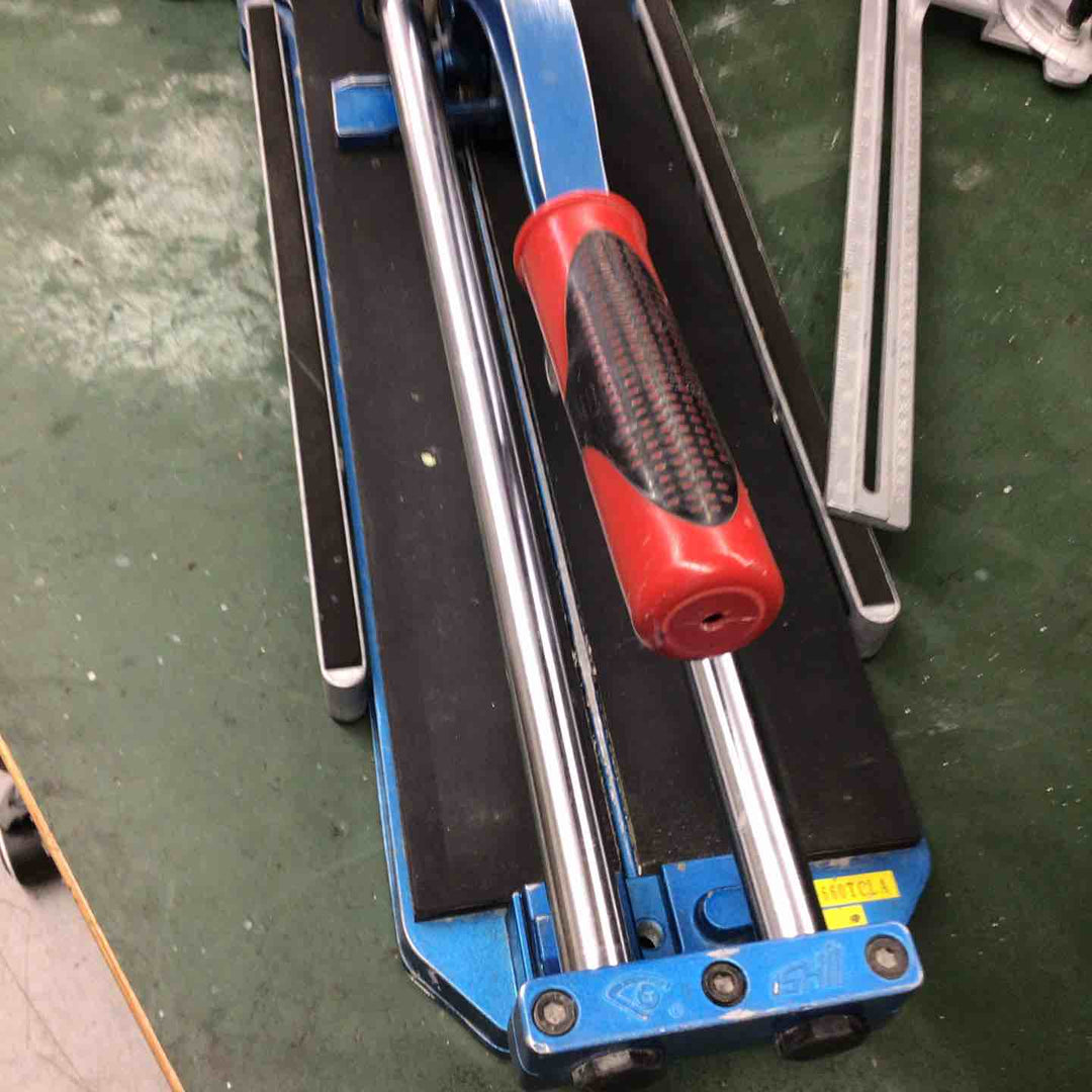 石井超硬 タフエースクリンカー切断機 660 JWS-660TCLA　レーザー付くがズレあり　現状販売【戸田店】