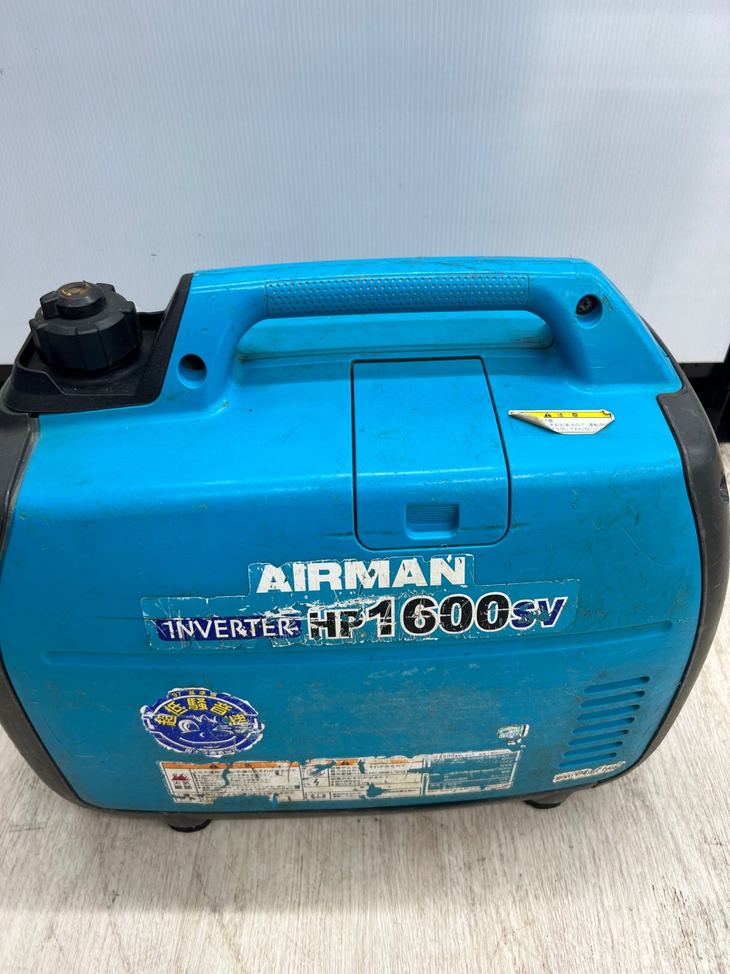 【店頭受取り限定】★北越工業(エアーマン/AIRMAN) インバーター発電機 HP1600SV 1.6KVA 動作確認済み【川越店】