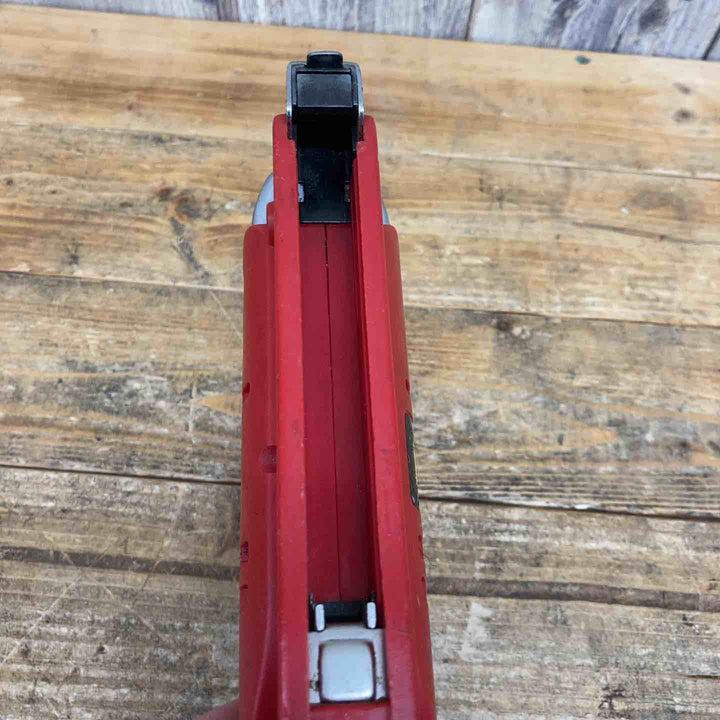 【中古品】 マックス(MAX) コードレスタッカ(本体のみ) 14.4V TG-Z3 【東大和店】