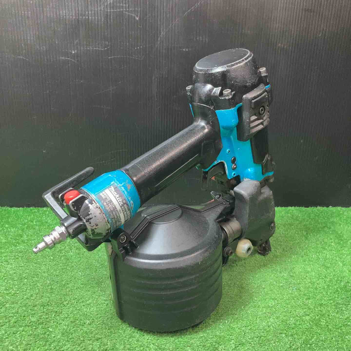 【中古】★マキタ(makita) 高圧エア釘打ち機 AN633HM【岩槻店】