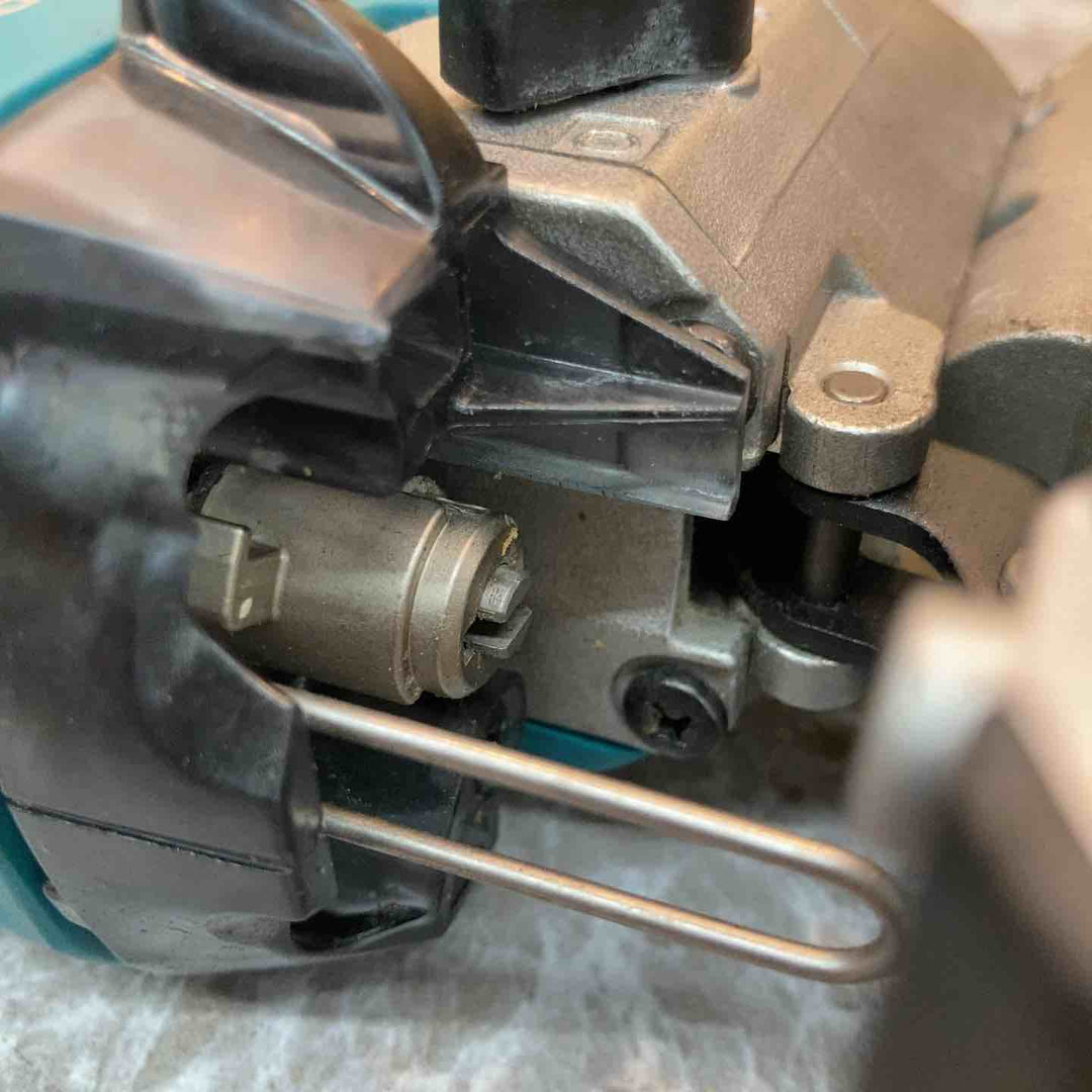★マキタ(makita) コードレスジグソー JV182DZK【八潮店】