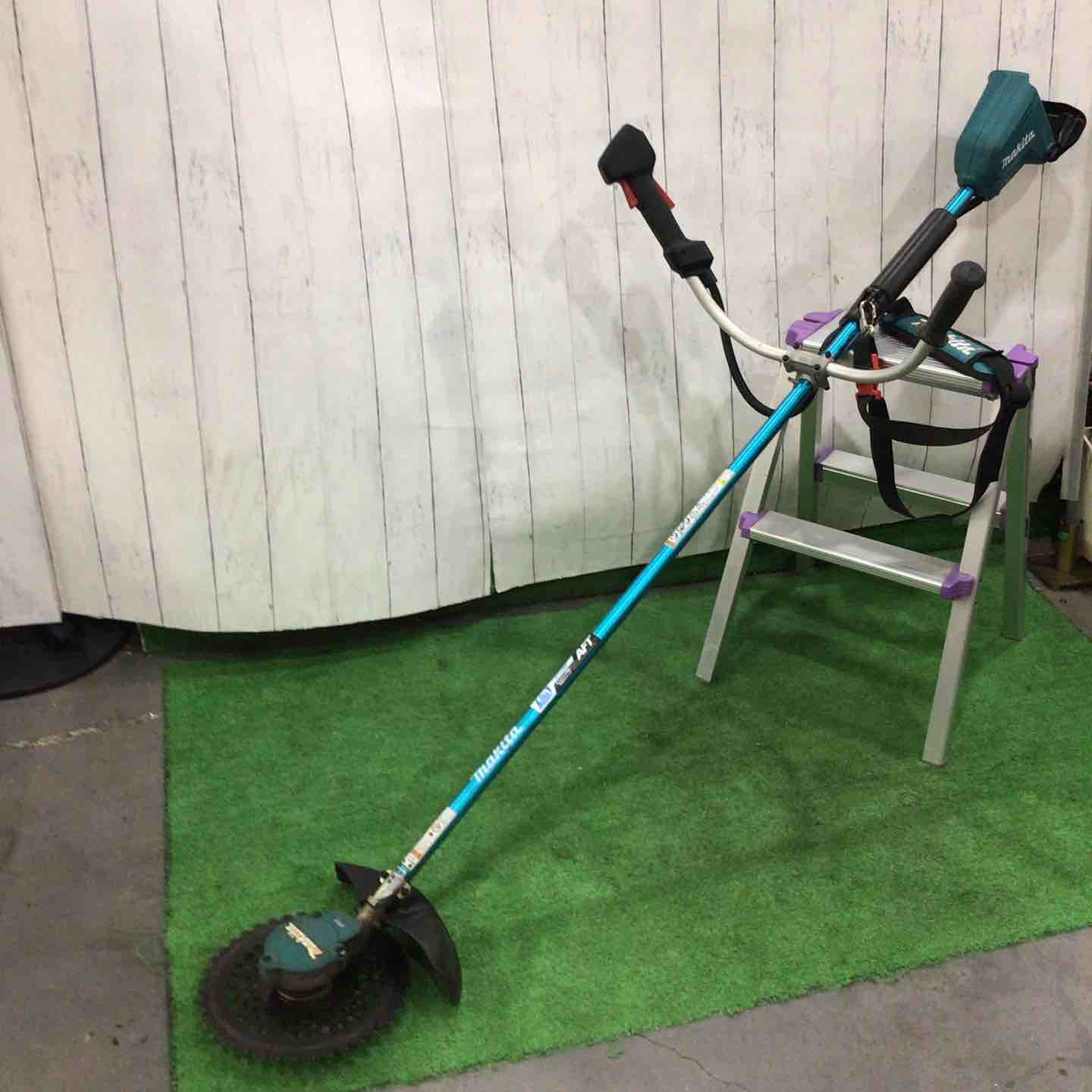 草刈機・刈払機 – アクトツールオンラインショップ