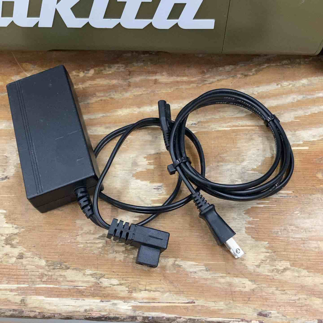 ★マキタ(makita) コードレス冷温庫 CW001GZO【柏店】