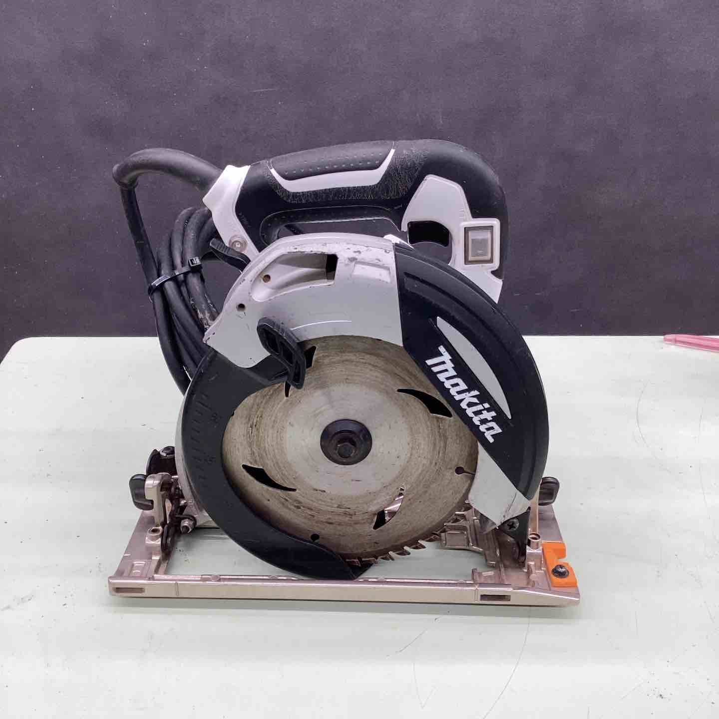 ☆マキタ(makita) 電気マルノコ 5731SW【越谷店】 – アクト