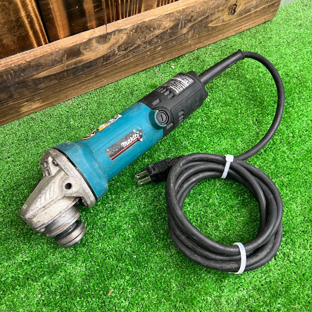 ☆マキタ(makita) 100mmディスクグラインダ 9533BL ダイヤモンドホイール集じんカバー 装着 【桶川店】