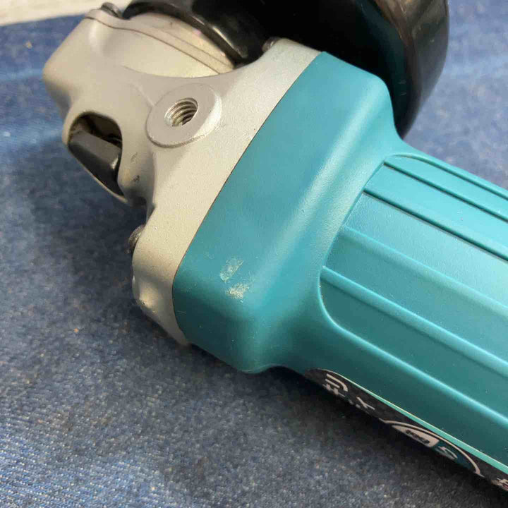 ☆マキタ(makita) 100mmディスクグラインダ GA4032【八潮店】