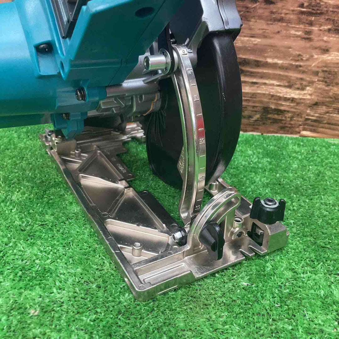 ★マキタ(makita) コードレス丸のこ HS001GZ【川越店】