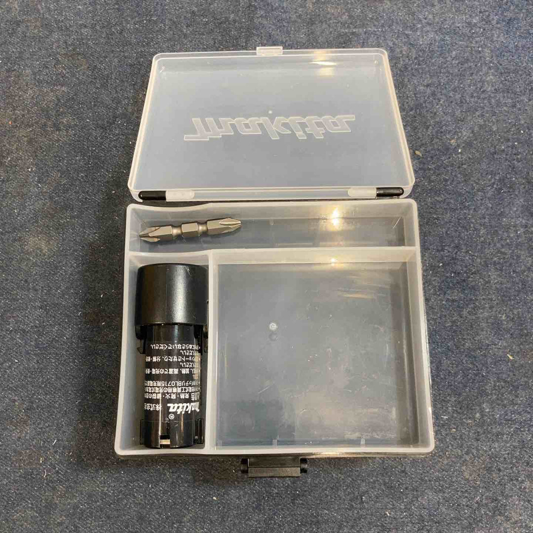 ★マキタ(makita) コードレスペンインパクトドライバー TD022DSHXO【八潮店】