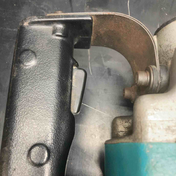 ★マキタ(makita) 電動ハンマ HM0810 ハンドル無し【川越店】